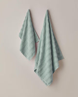 Professional-Grade-Cotton-Bubble-Weave-Bath-Towel-Mint