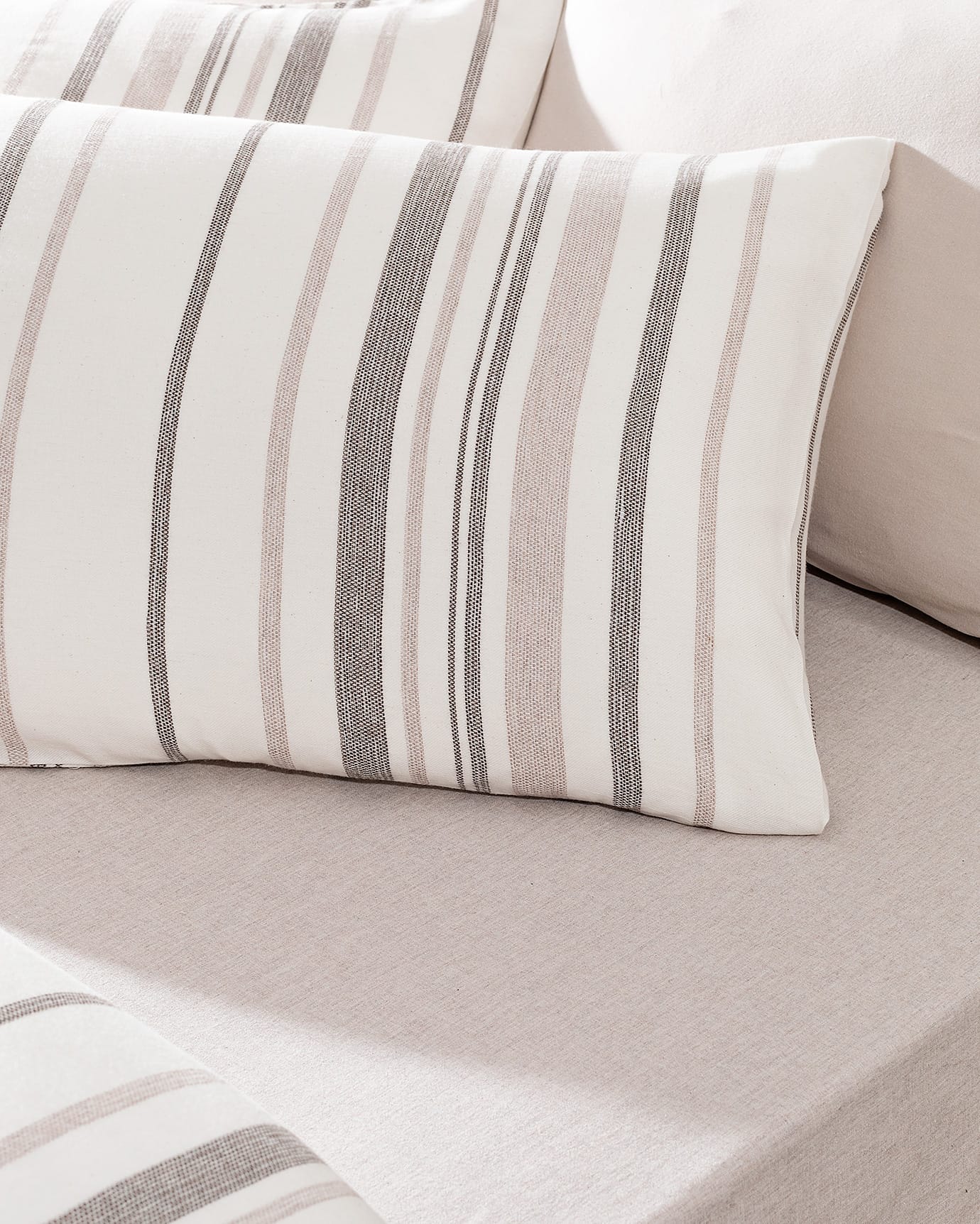 Viscose Cotton Blend Double Bed Linen Set - Dobby Weave
