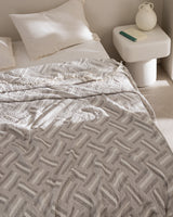 100% Cotton Double Bedspread - Soft & Versatile Design