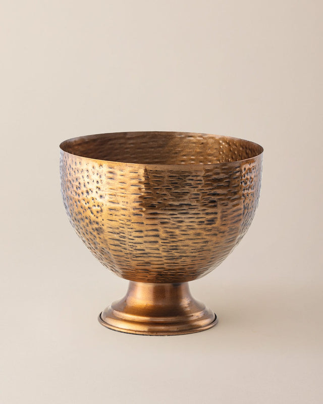 Vintage-Inspired Brass Serving Bowl - Aeterna Design for Elegant Tables