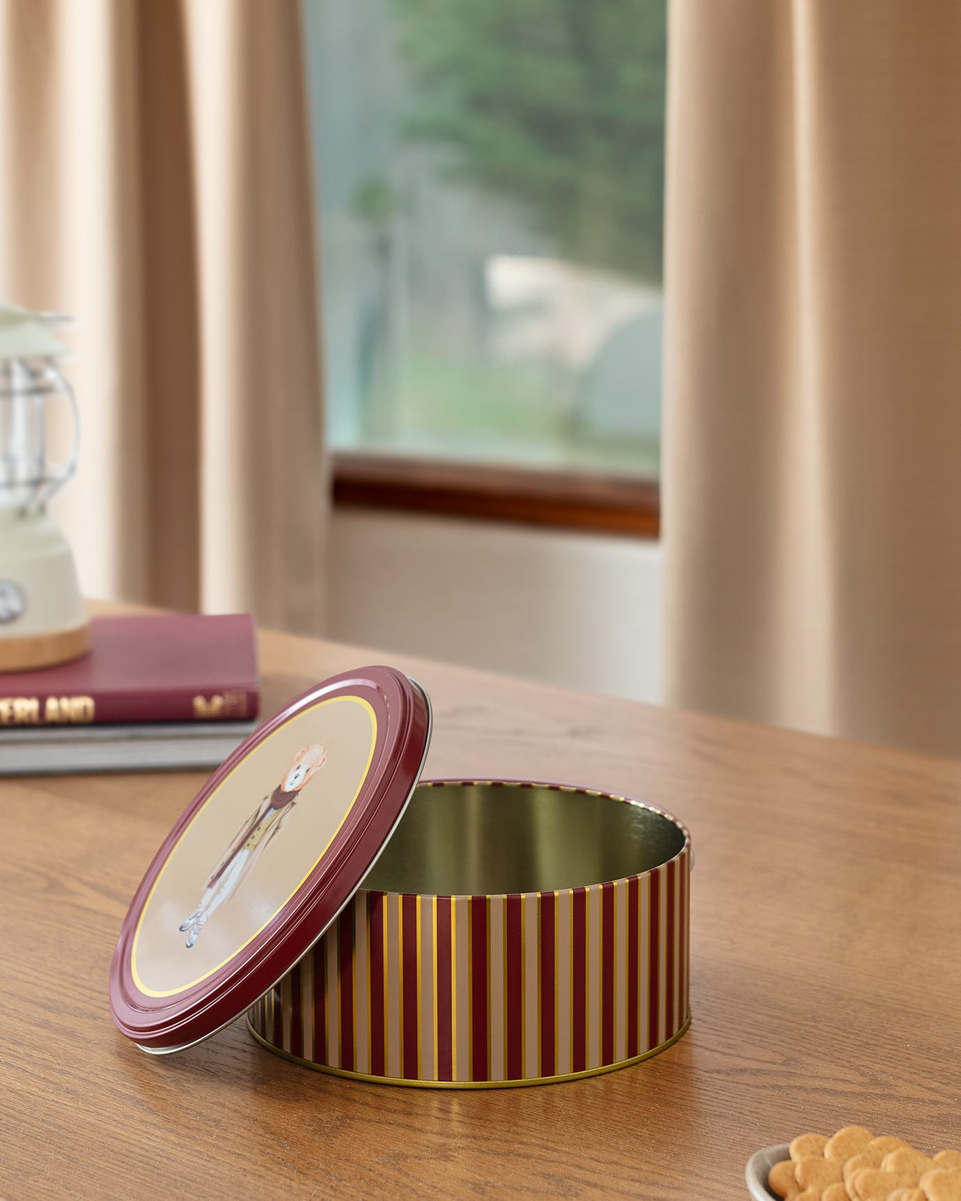 Louise Round Metal Storage Box, Medium