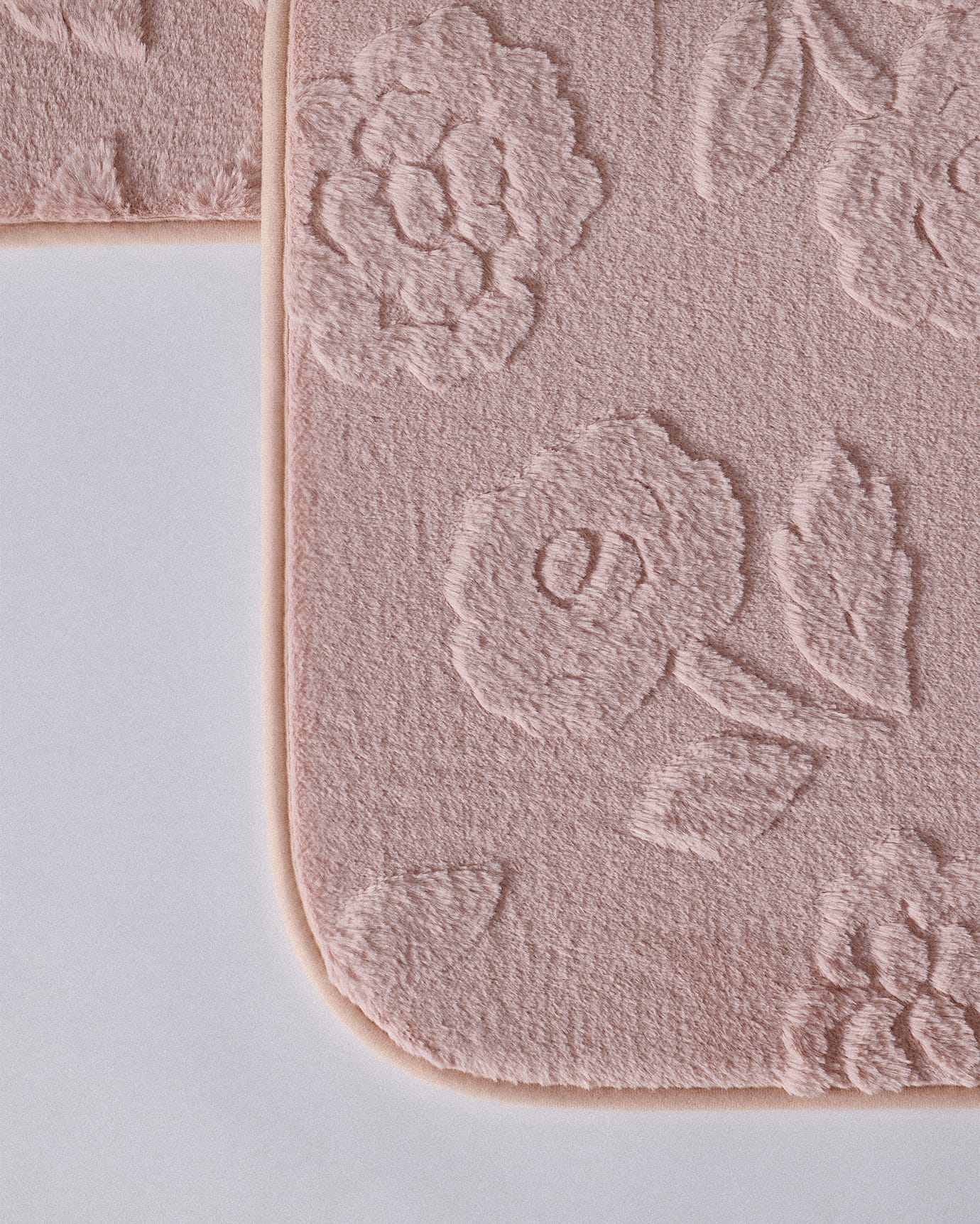 Polyester 2-Piece Bath Mat Set - Ultra-Soft & Absorbent