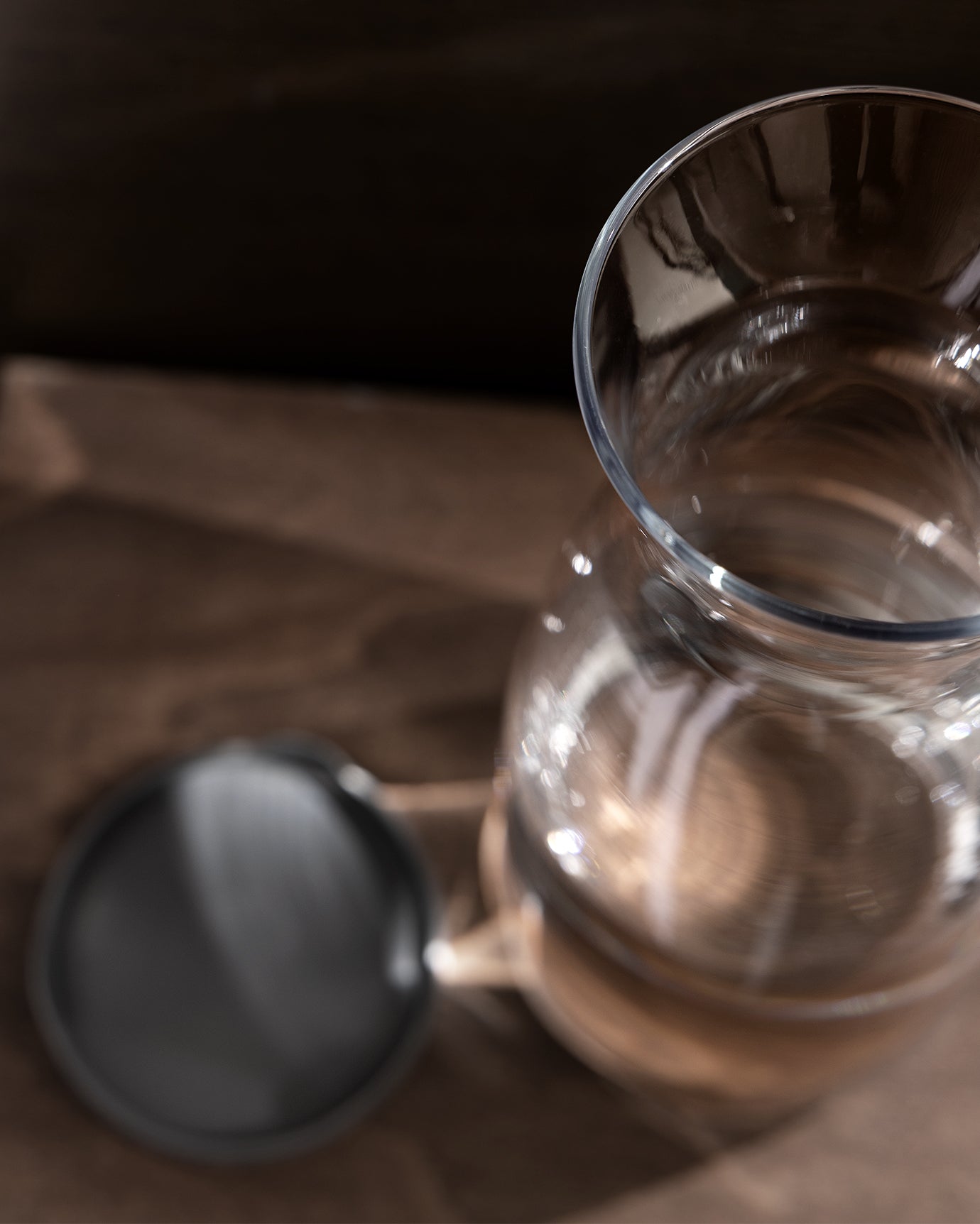 Clear Glass Lidded Carafe - Elegant Diamanta Design