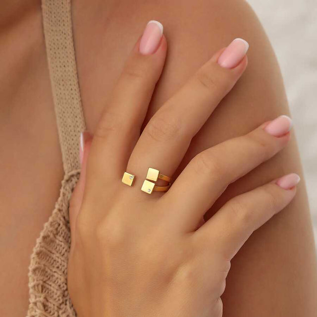 925 Sterling Silver Zircon Ring - Elegant Triple Square Setting