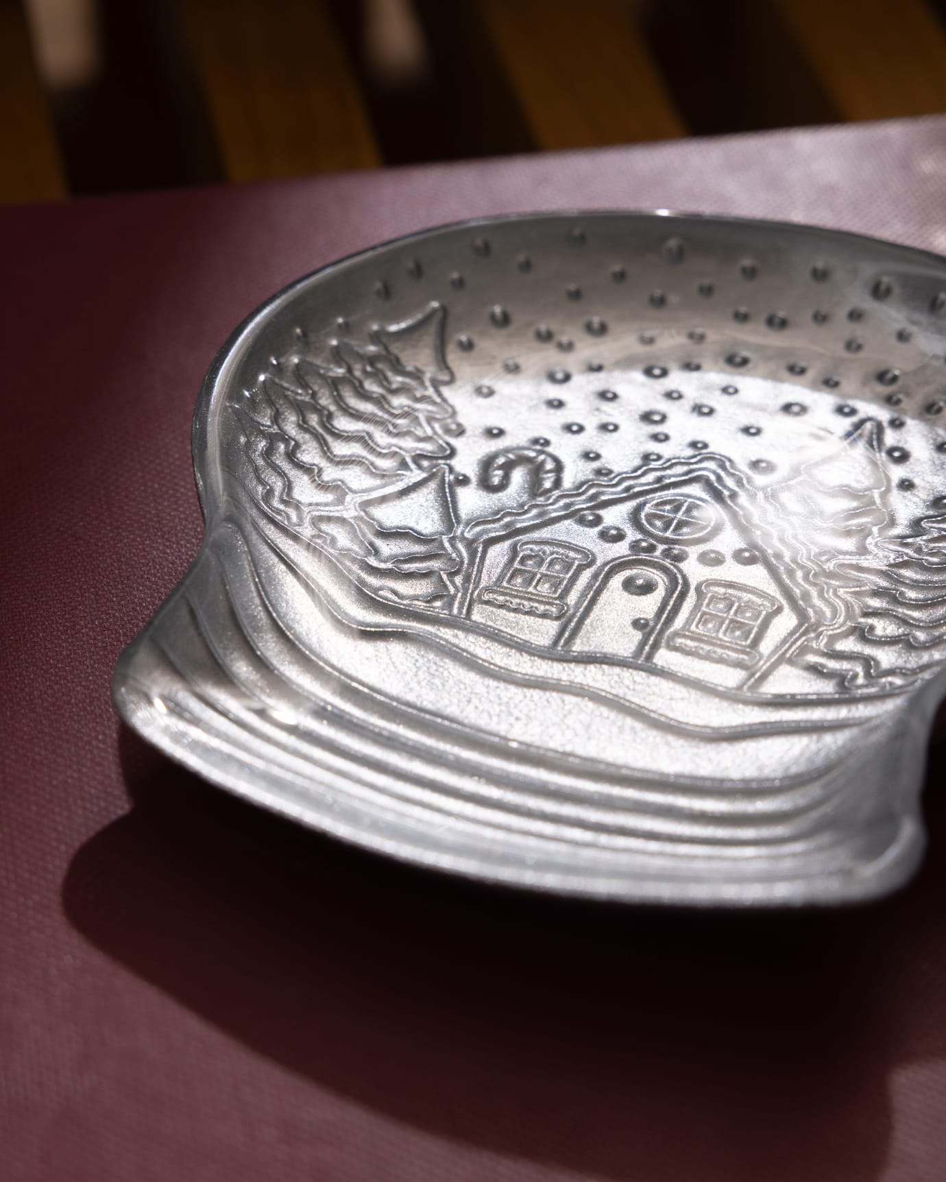 Silver Snow Globe Decorative Plate for Elegant Home Decor