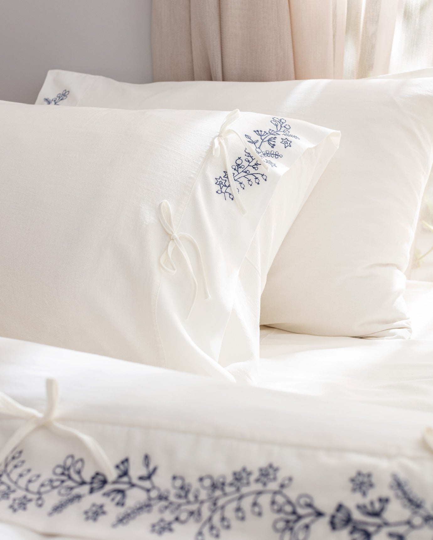 100% Cotton King Size Duvet Set - Soft Comfort & Style