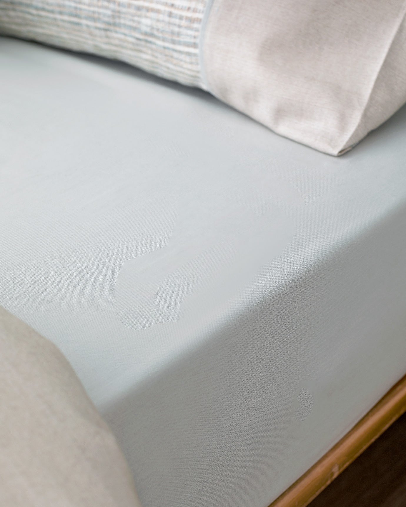 Burnel Double Crepe Printed Bedding Set - Duvet Cover & Pillow Shams