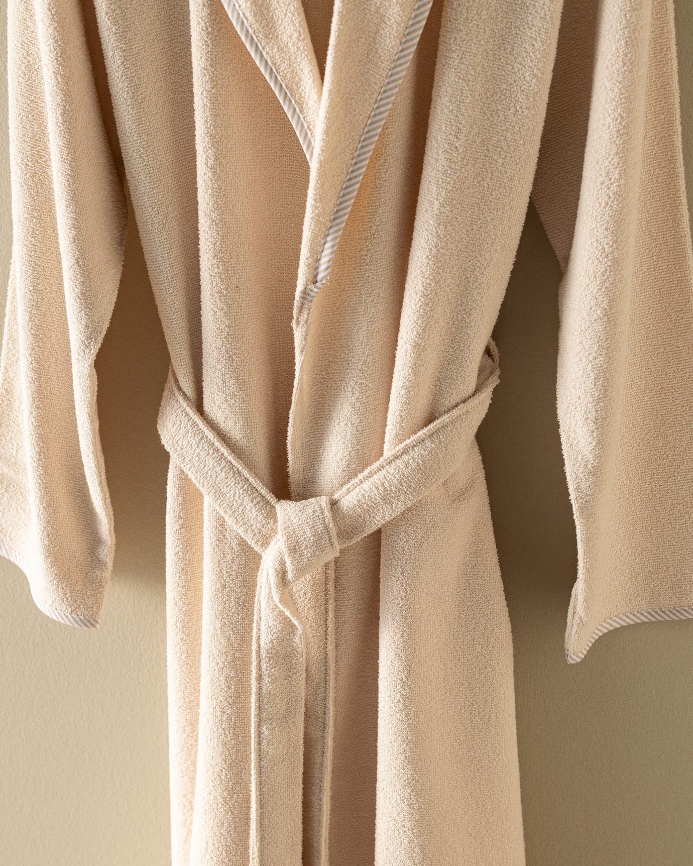 Womens Soft Plush Shawl Collar Bathrobe - Spa Quality Terry Robe