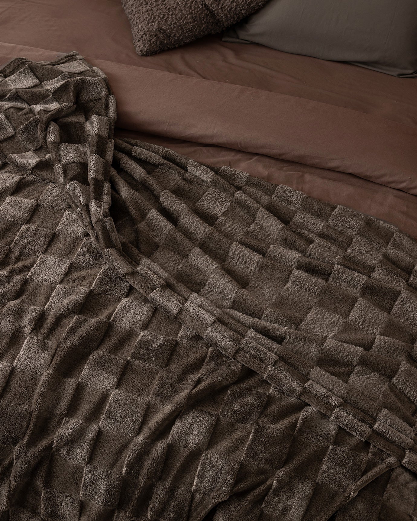 Plush Polyester Welsoft Blanket - Double Size, Ultra Soft Comfort
