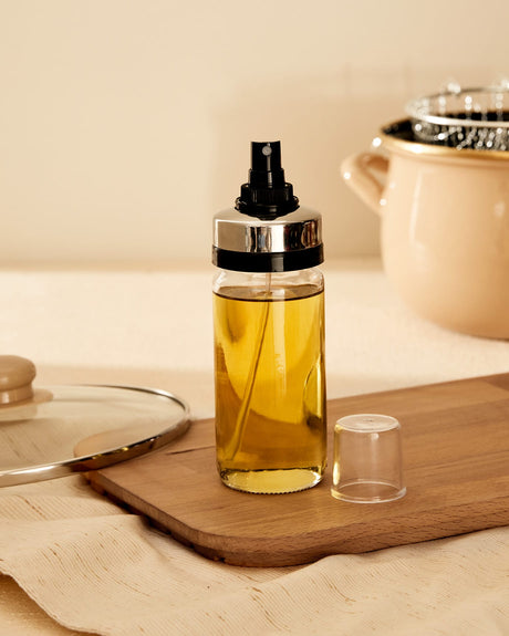Clear Glass Spray Oil Dispenser - Modern Kitchen Essential