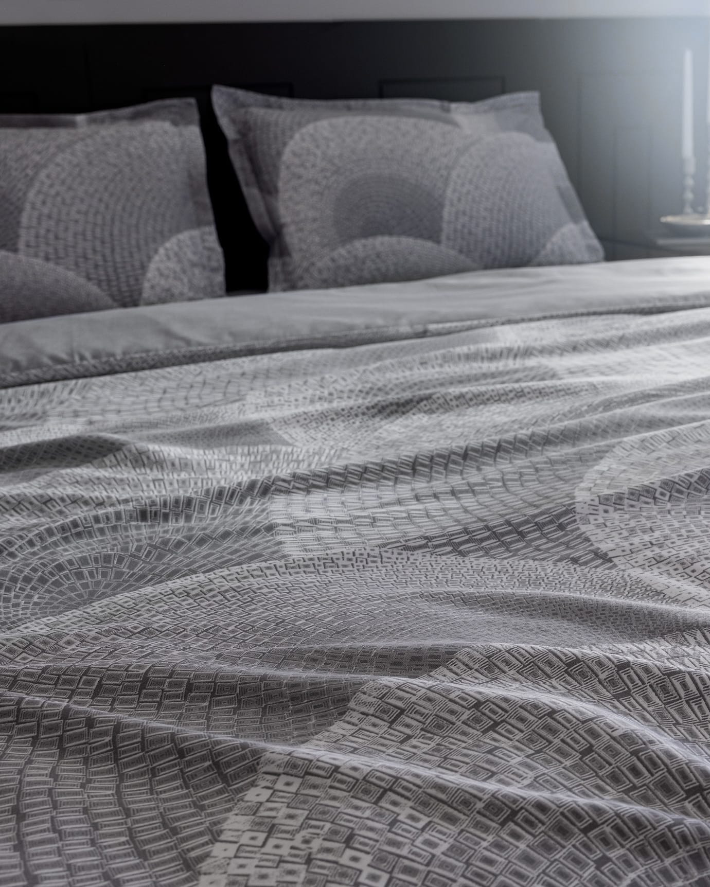 Rochelle 100% Cotton Printed Sateen Twin Duvet Cover Set