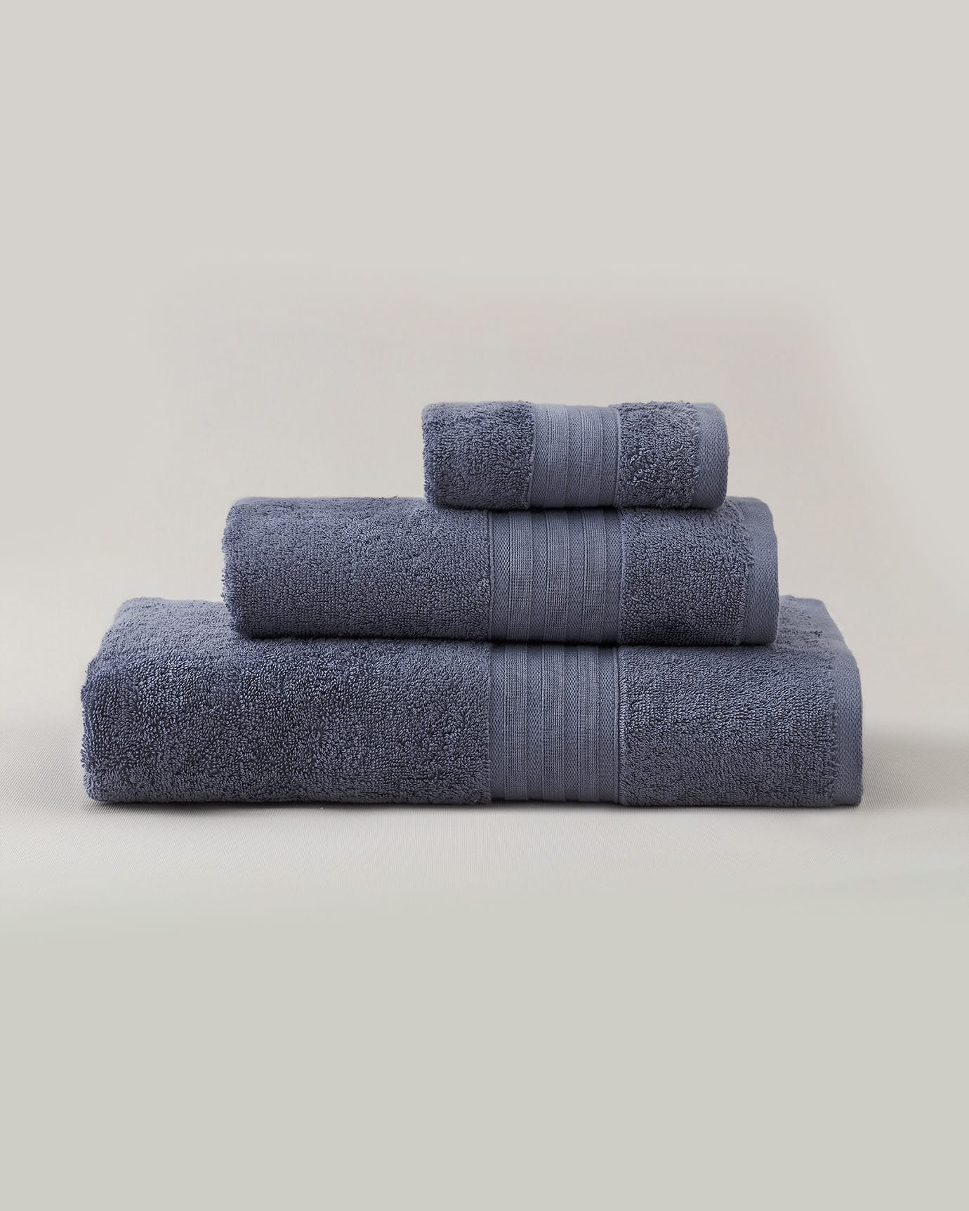 TENCEL™ Luxury Bath Towel - Ultra Soft & Absorbent Dark Blue