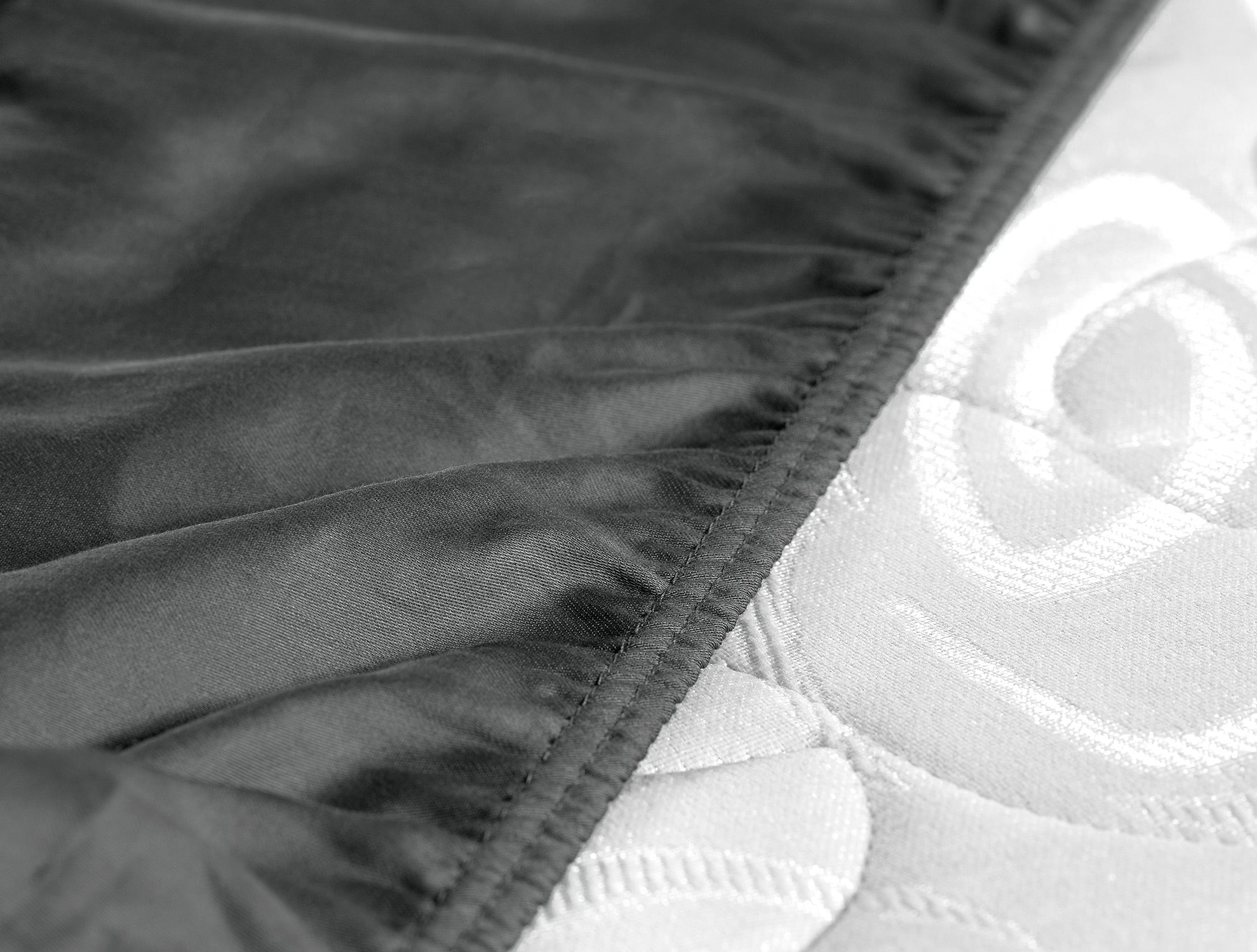 Ciel Twin Size Sateen Fitted Sheet | Smooth, Elasticized Bedding
