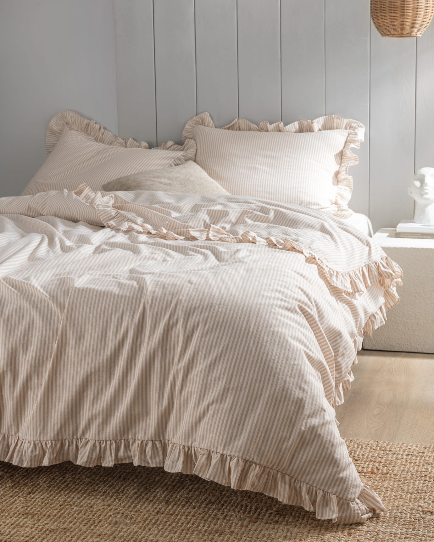 Cotton Blend Double Duvet Cover Set - Ruffled Yarn-Dyed Design