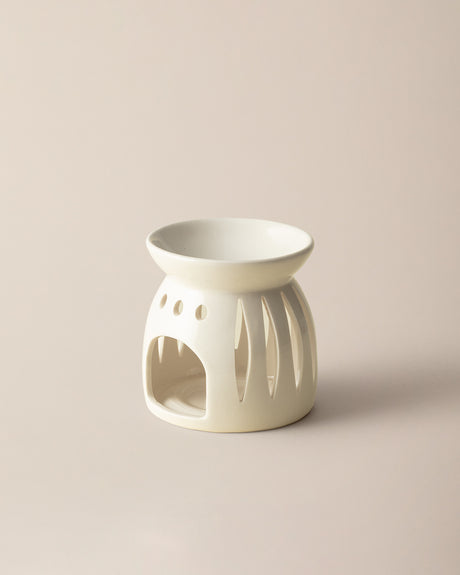 Elegant Porcelain Incense Burner - Soft Ecru Minimalist Style