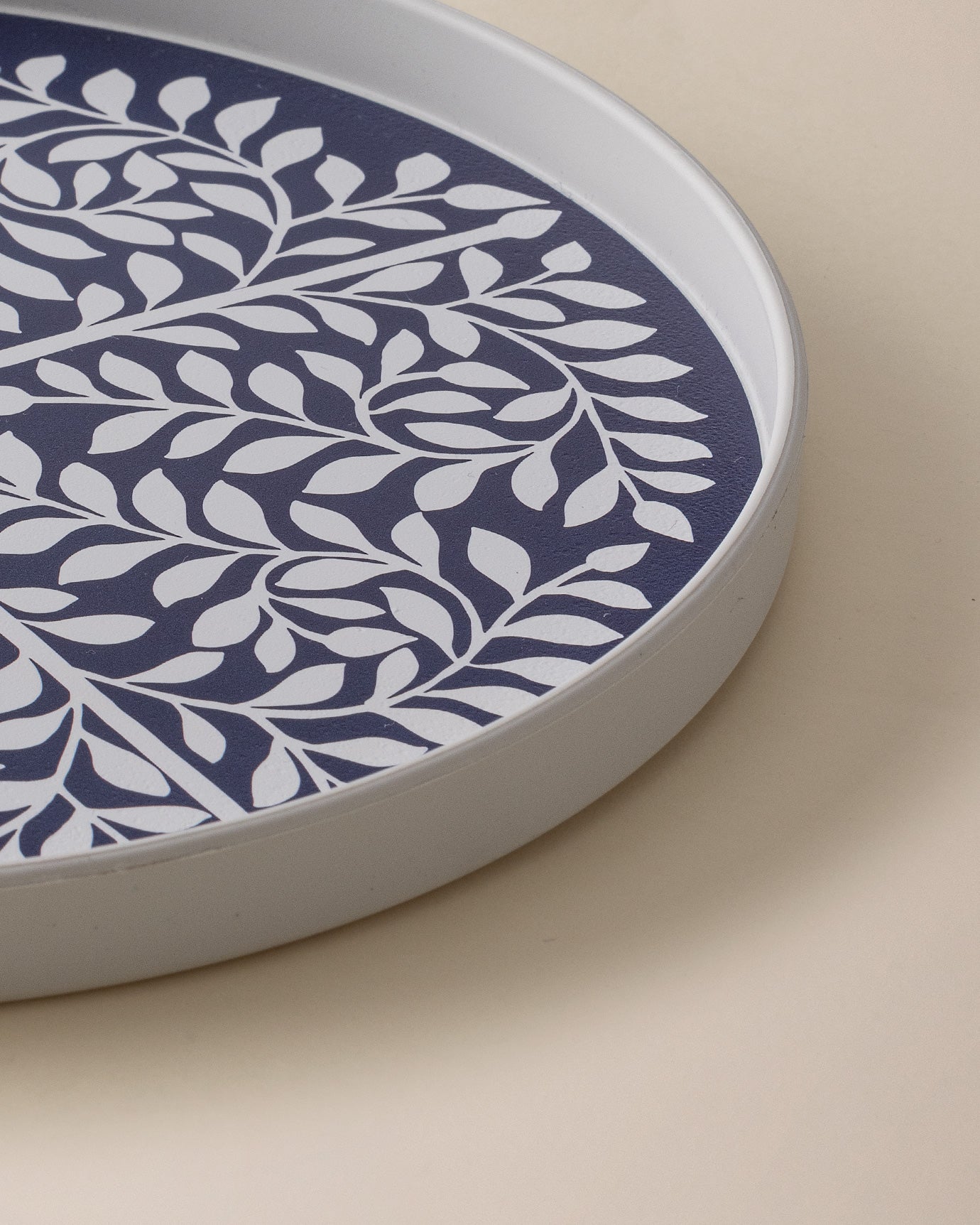 Plastic Round Serving Tray - Contemporary Style