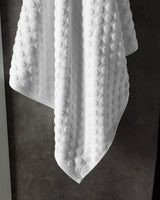 100% Cotton Luxury Bath Towel - Plush & Absorbent Comfort