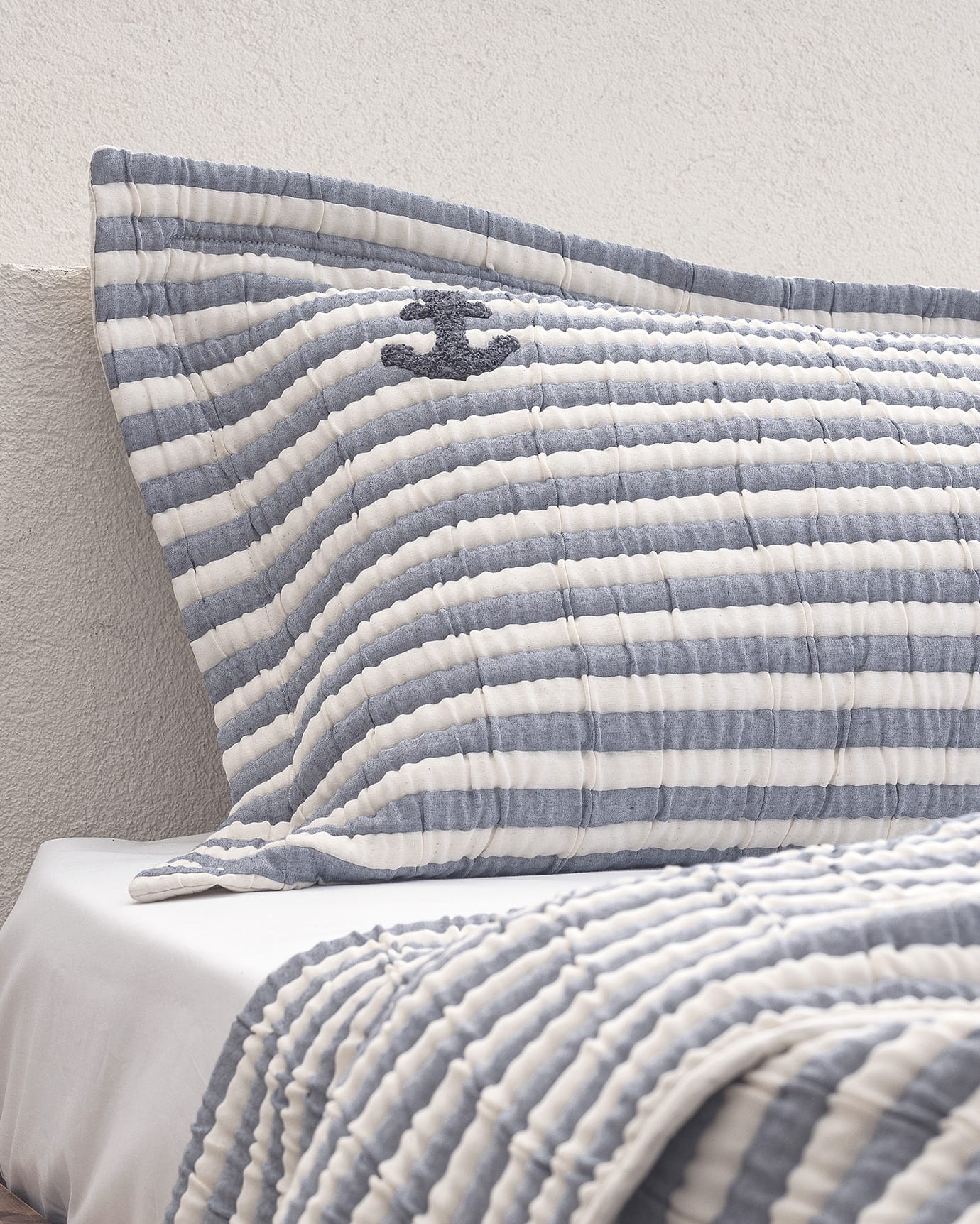 Quinquis Indigo Cotton Bedspread - Full/Queen Size