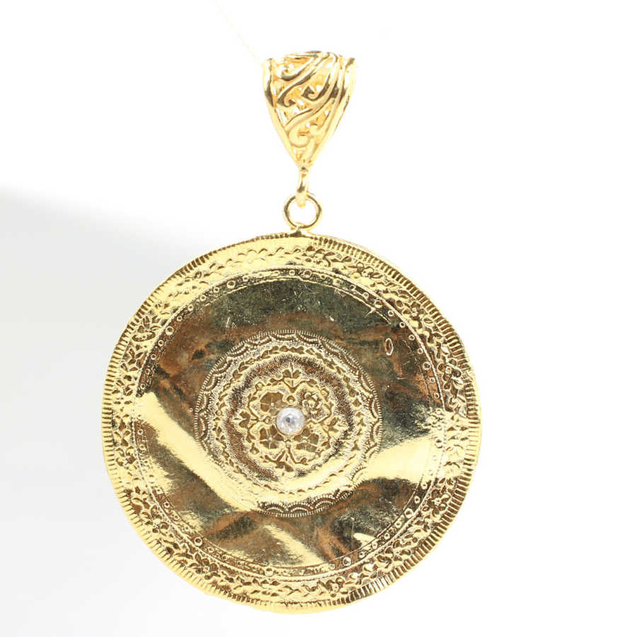 925 Sterling Silver Clover Garden Zircon Medallion Pendant