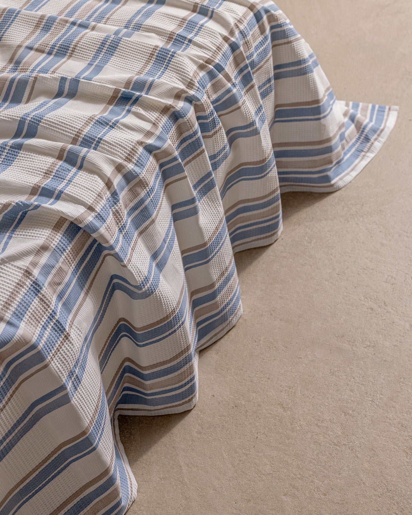 100% Cotton Single Pique Bedding Set - Textured Weave Design