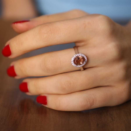 925 Sterling Silver Oval Zultanite Ring with Color-Changing Gemstone