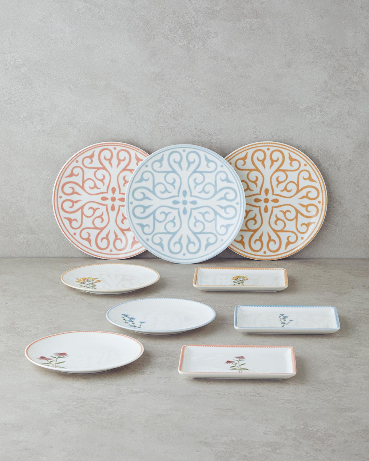 Elegant-Calypso-Porcelain-Breakfast-Serving-Set-18-Piece-6-Person-Colorful
