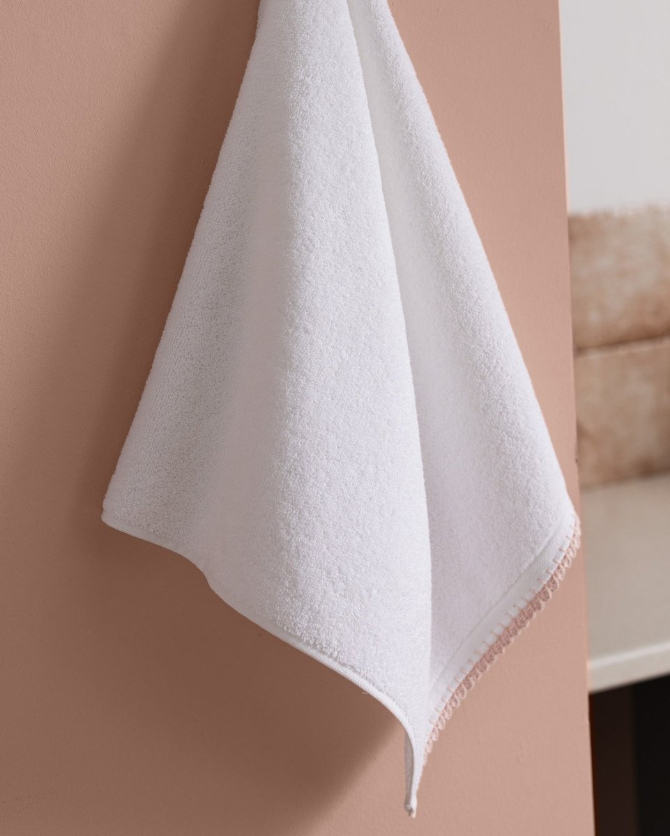 Camille Crocheted 100% Cotton Face Towel - White & Powder Pink - TryAladdin