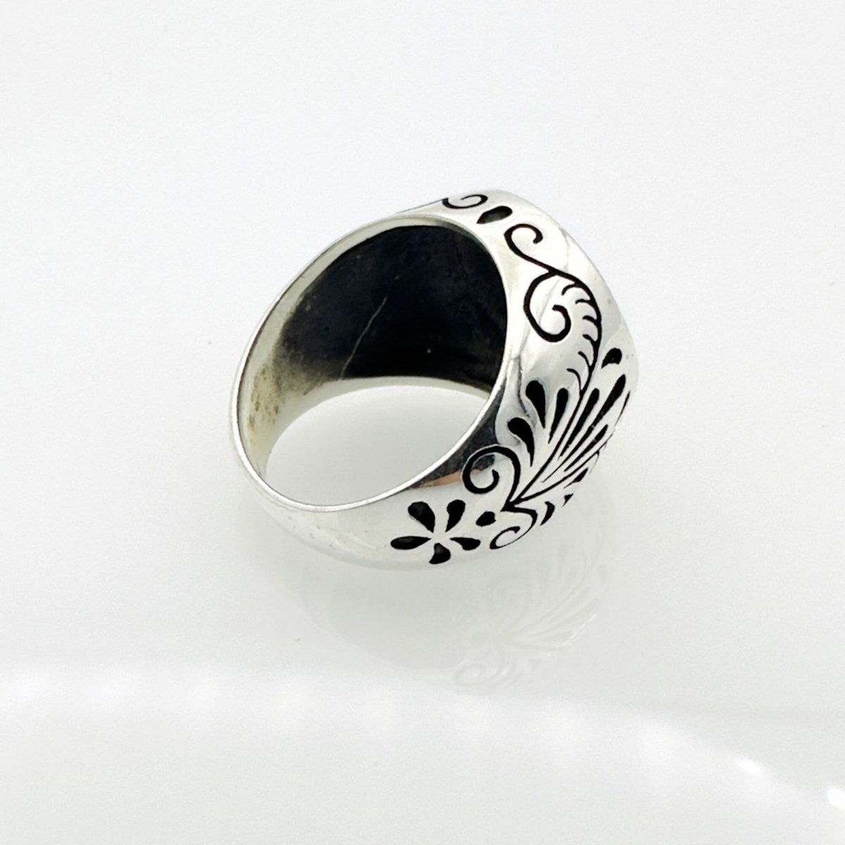 Captivating Men's Ship Design Silver Ring