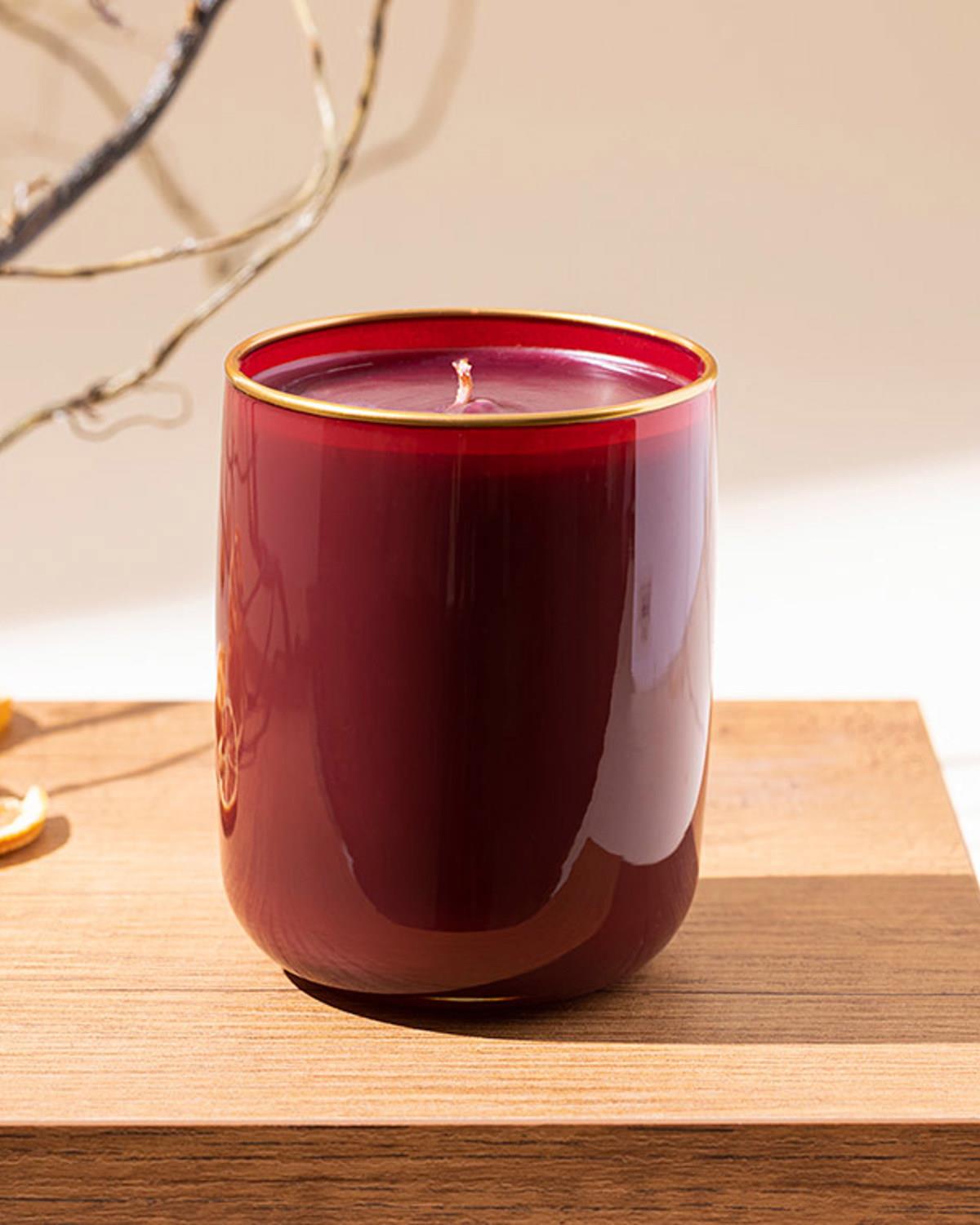 Premium Carlin Scented Candle   Aromatic Home Fragrance
