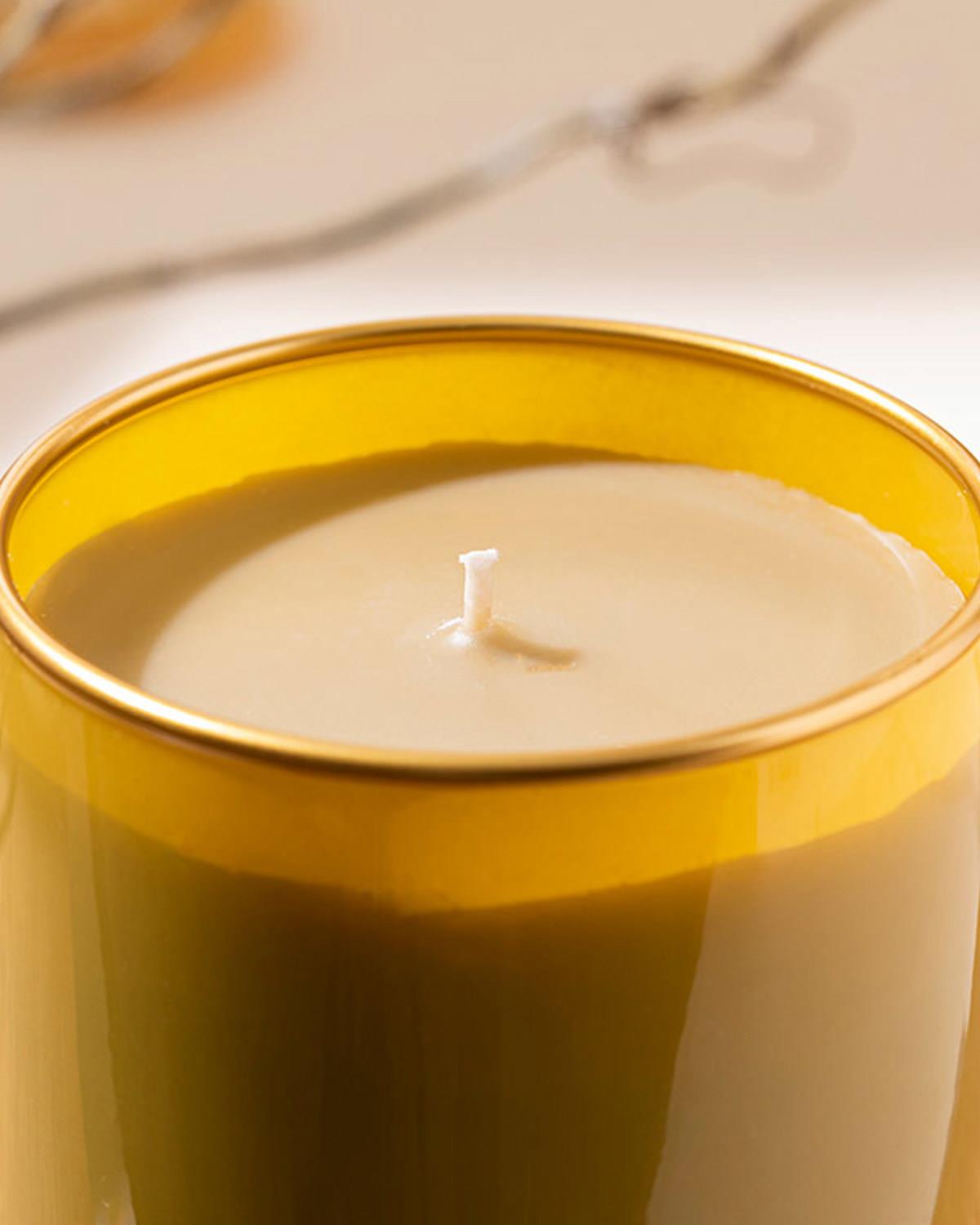 Premium Carmin Scented Aroma Candle
