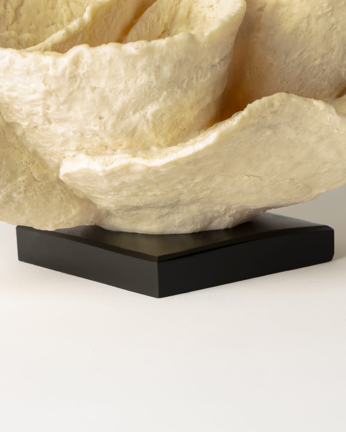 Resin Decorative Figurine - Elegant Cream Margot Accent