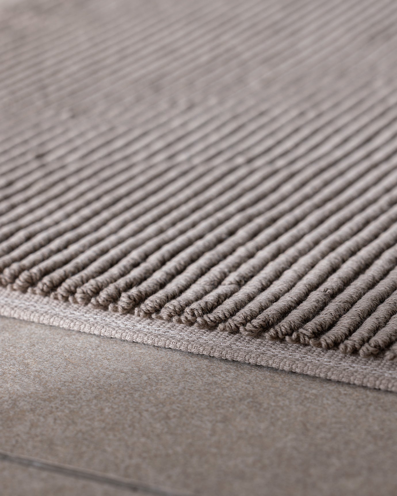 Soft 100% Cotton Bath Mat Towel - Absorbent Foot Towel for Bathroom - Brown