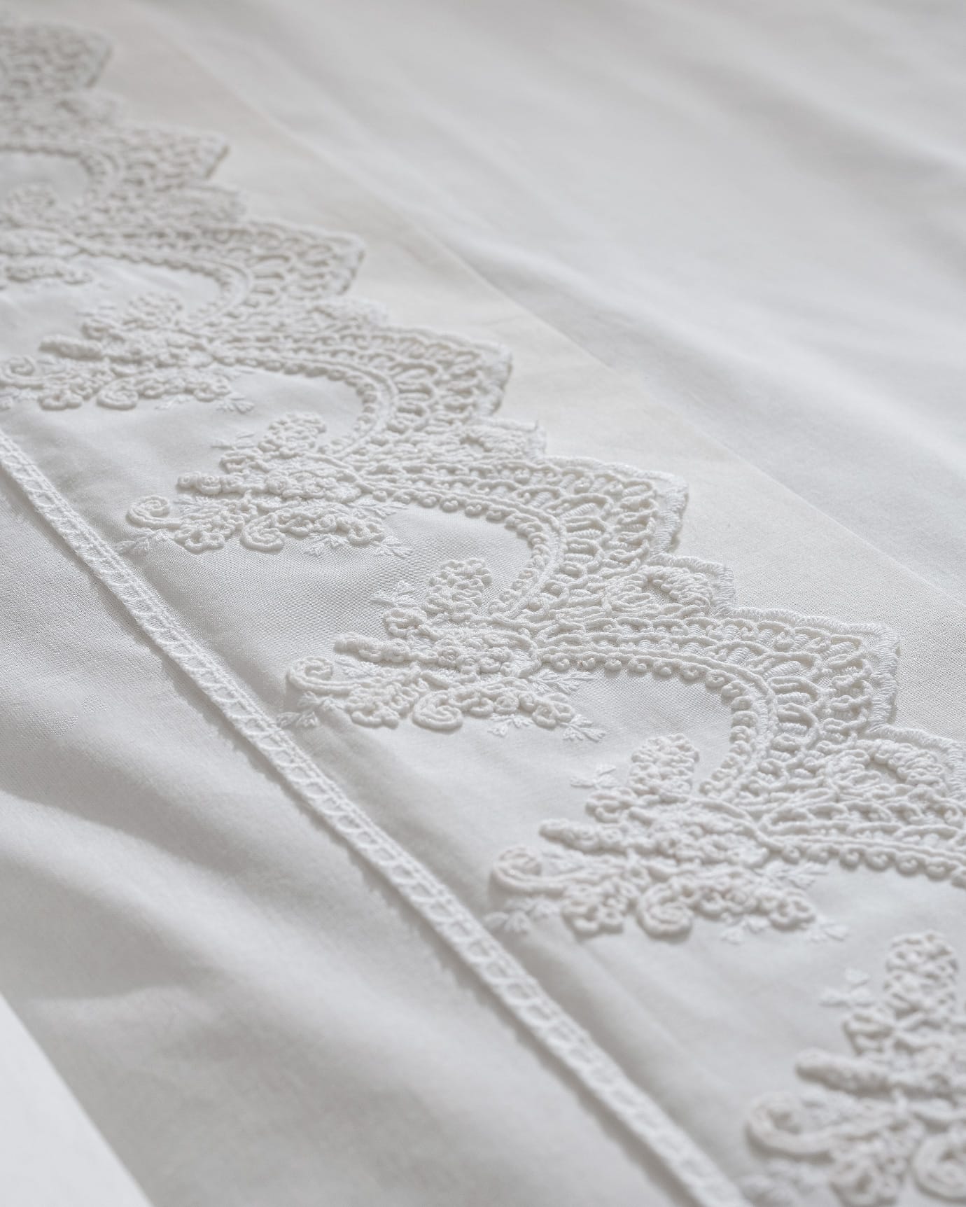 Ensemble de housse de couette brodée 100 % coton taille King Size