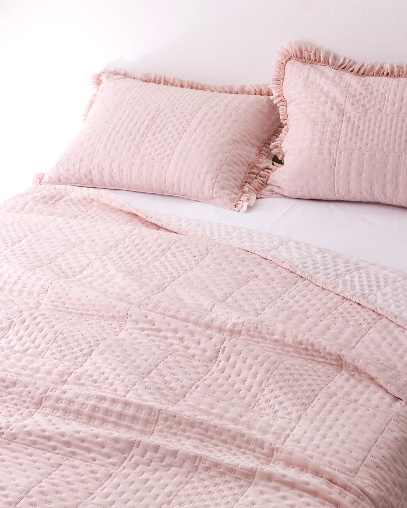 Elegant Double Bedspread Cover - Full/Queen Size Bedding