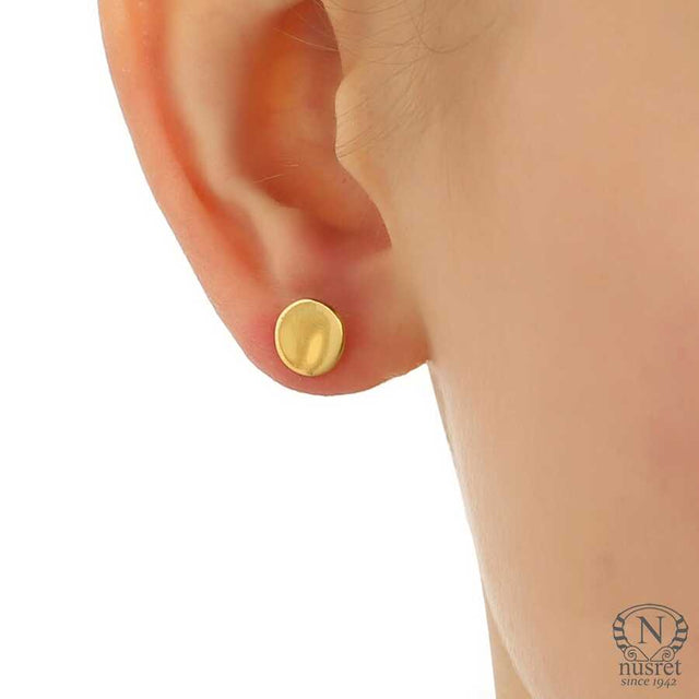 Sterling Silver Minimalist Round Stud Earrings - Everyday Essential