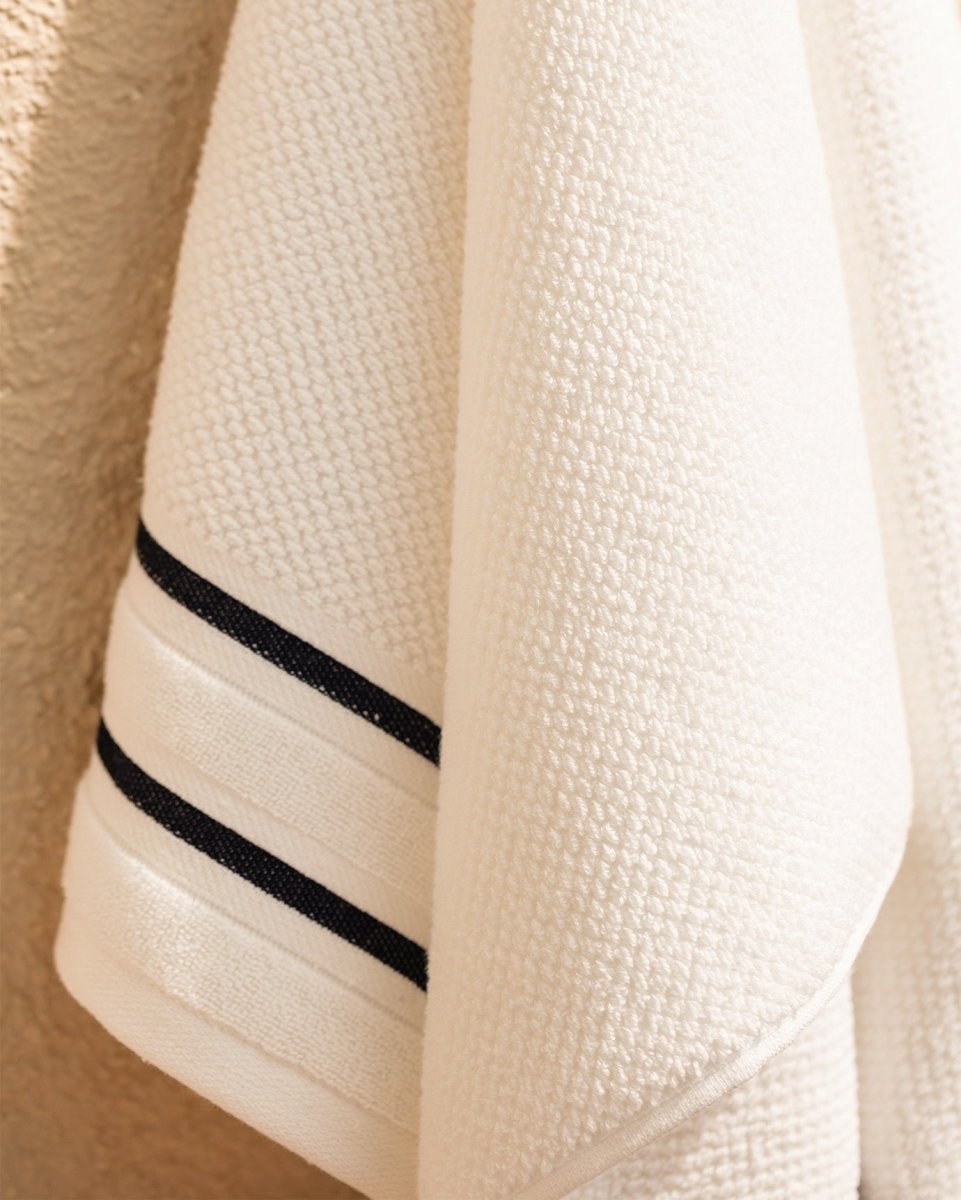 Cera Soft Absorbent Face Towel - Premium Bathroom Hand Towel - TryAladdin