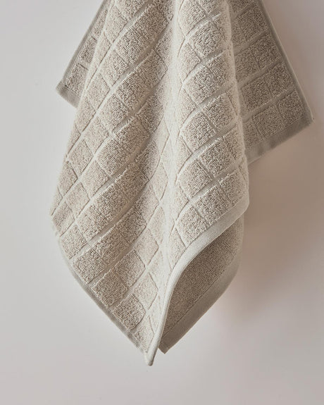 Professional-Grade-100-Percent-Cotton-Checkered-Face-Towel-50x80cm-Beige