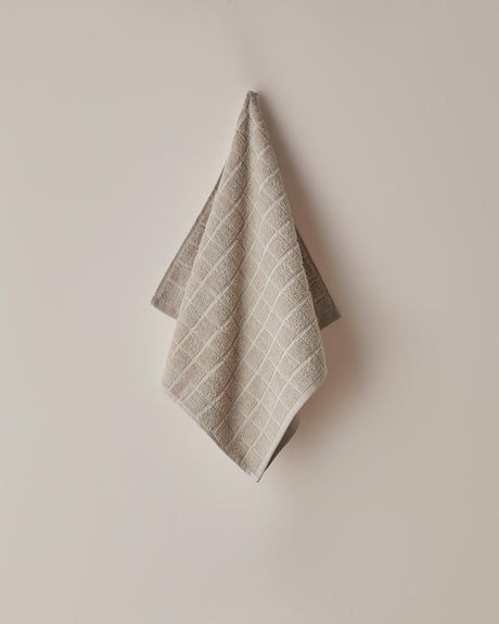 Professional-Grade-100-Percent-Cotton-Checkered-Face-Towel-50x80cm-Beige