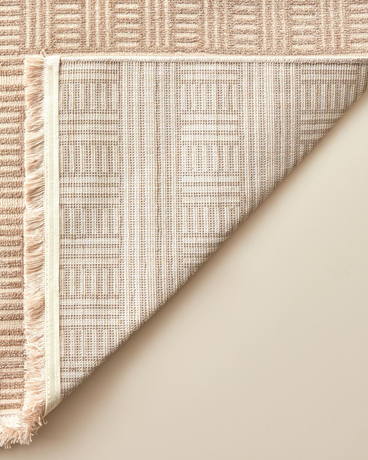 Professional Grade Chera Pattern Runner Rug Beige