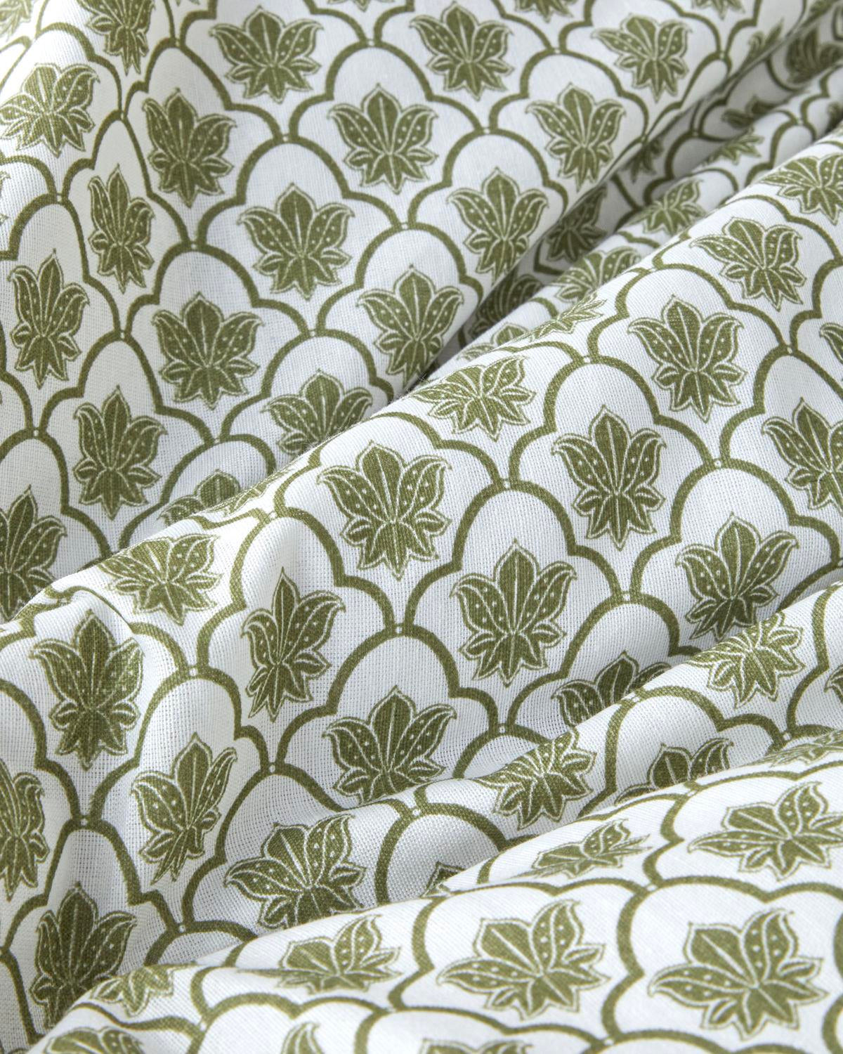 Professional Grade Easy Iron Green Double Duvet Set with Fitted Sheet