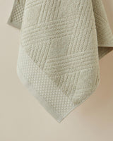 Professional-Grade-Diamond-Pattern-Cotton-Face-Towel-Light-Green