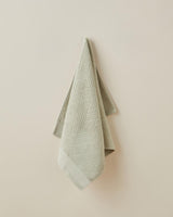 Professional-Grade-Diamond-Pattern-Cotton-Face-Towel-Light-Green