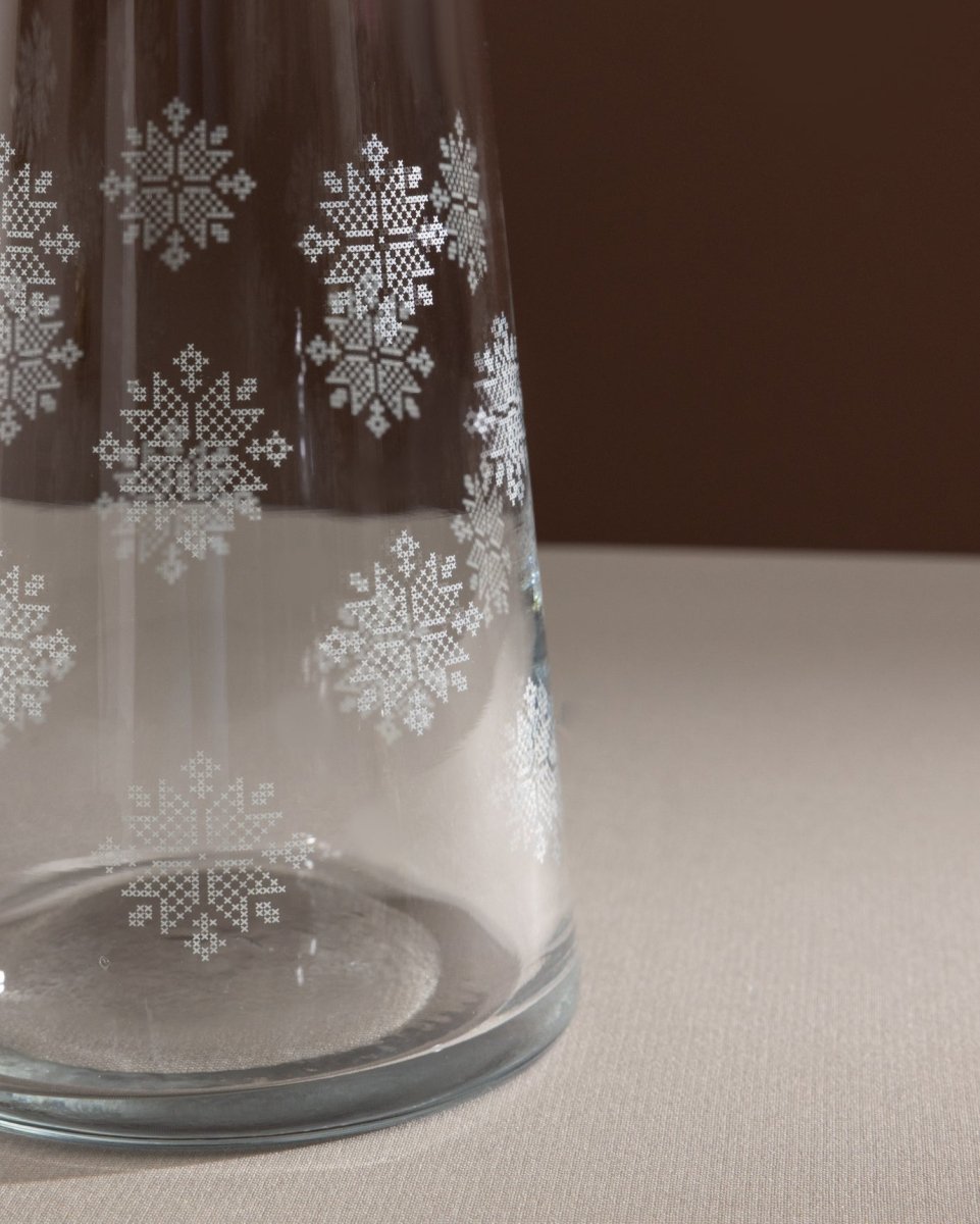 Clear Glass Carafe - Elegant Snowflake Design - TryAladdin