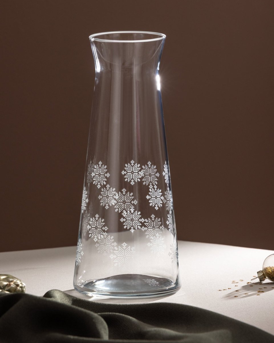 Clear Glass Carafe - Elegant Snowflake Design - TryAladdin