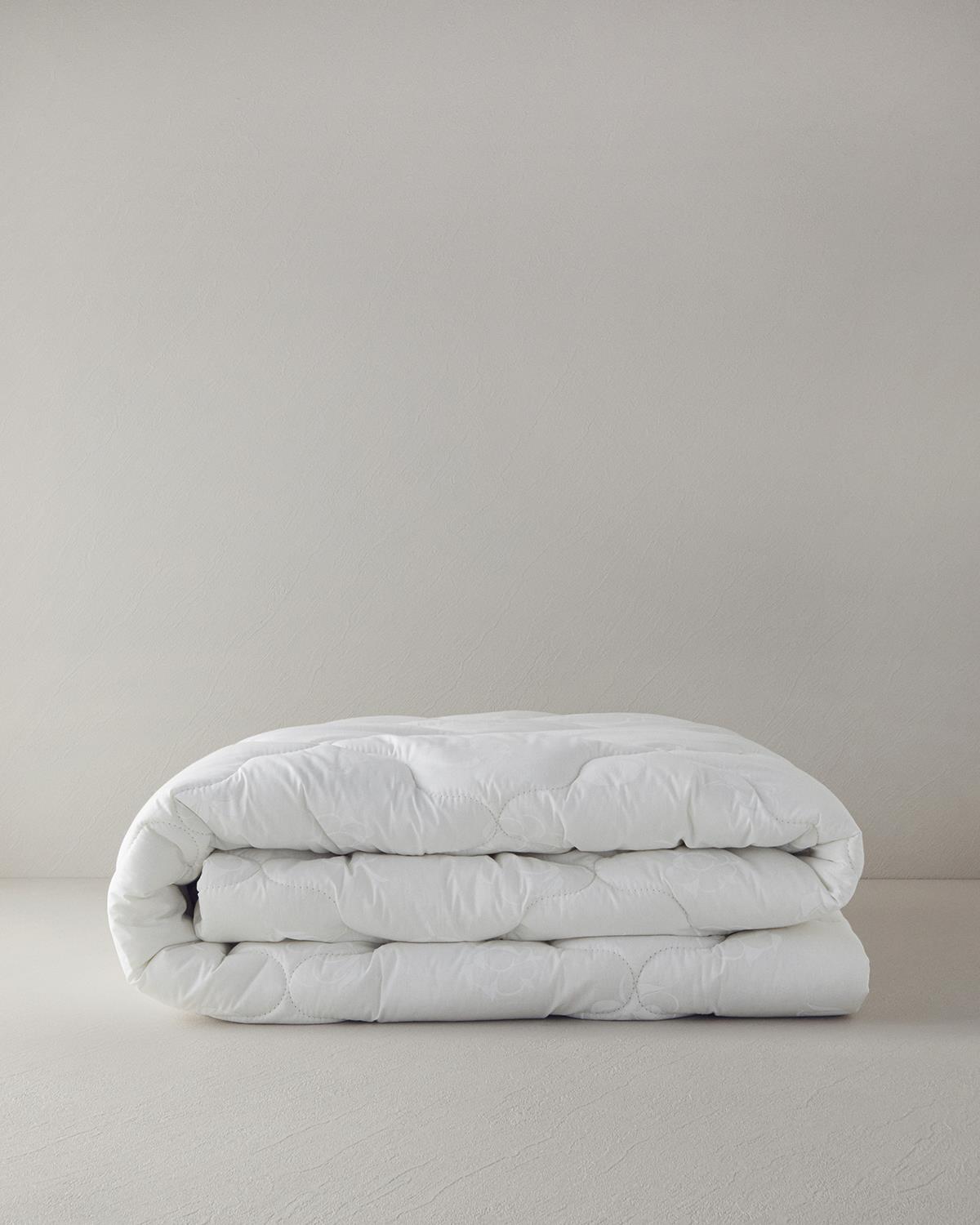 Premium Hotel Quality Cotton Duvet Comforter White
