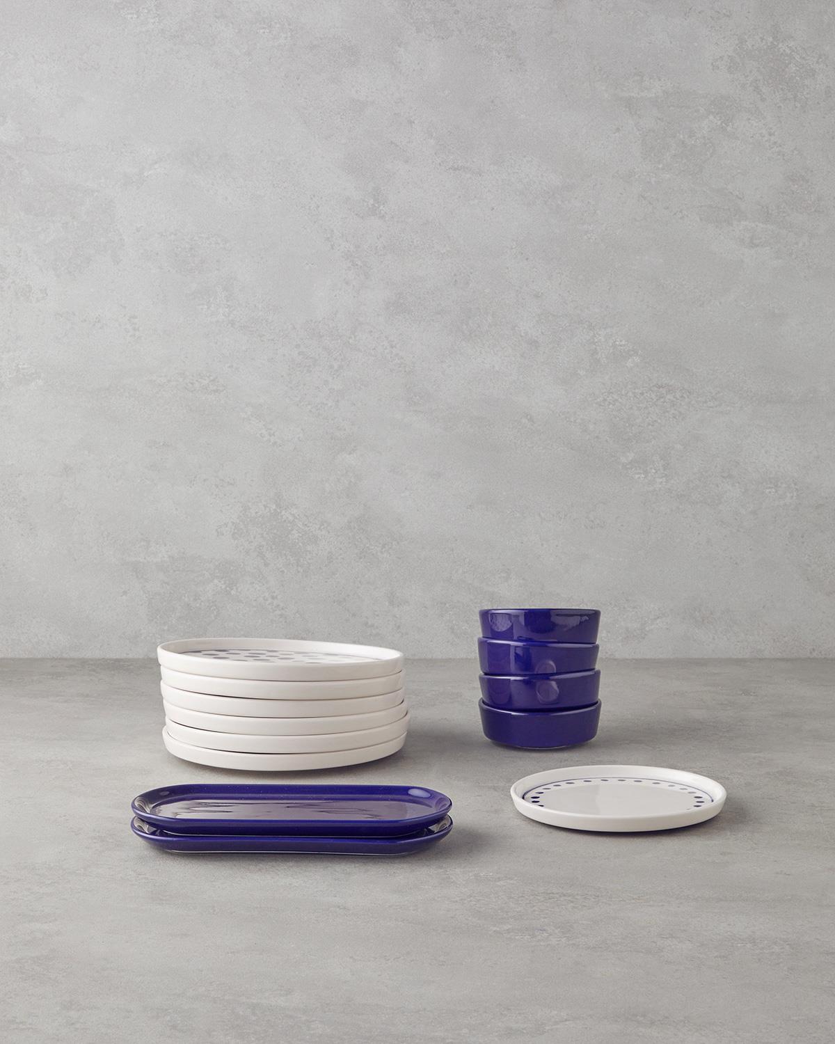 Professional Cosmos Navy Blue Ceramic Breakfast Set   14 Piece Dinnerware