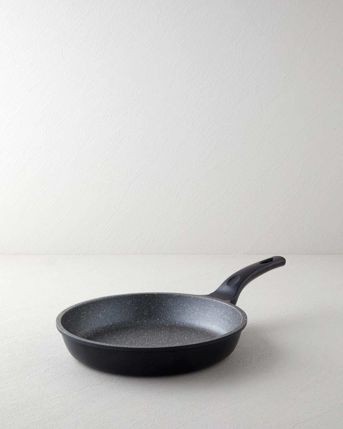 Professional-Grade-Non-Stick-Cookware-Set-24cm-28cm-Grey