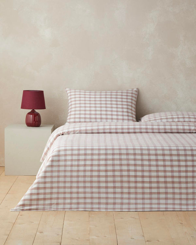 Professional Crispcheck Yarn-Dyed Double Duvet Cover and Fitted Sheet Set