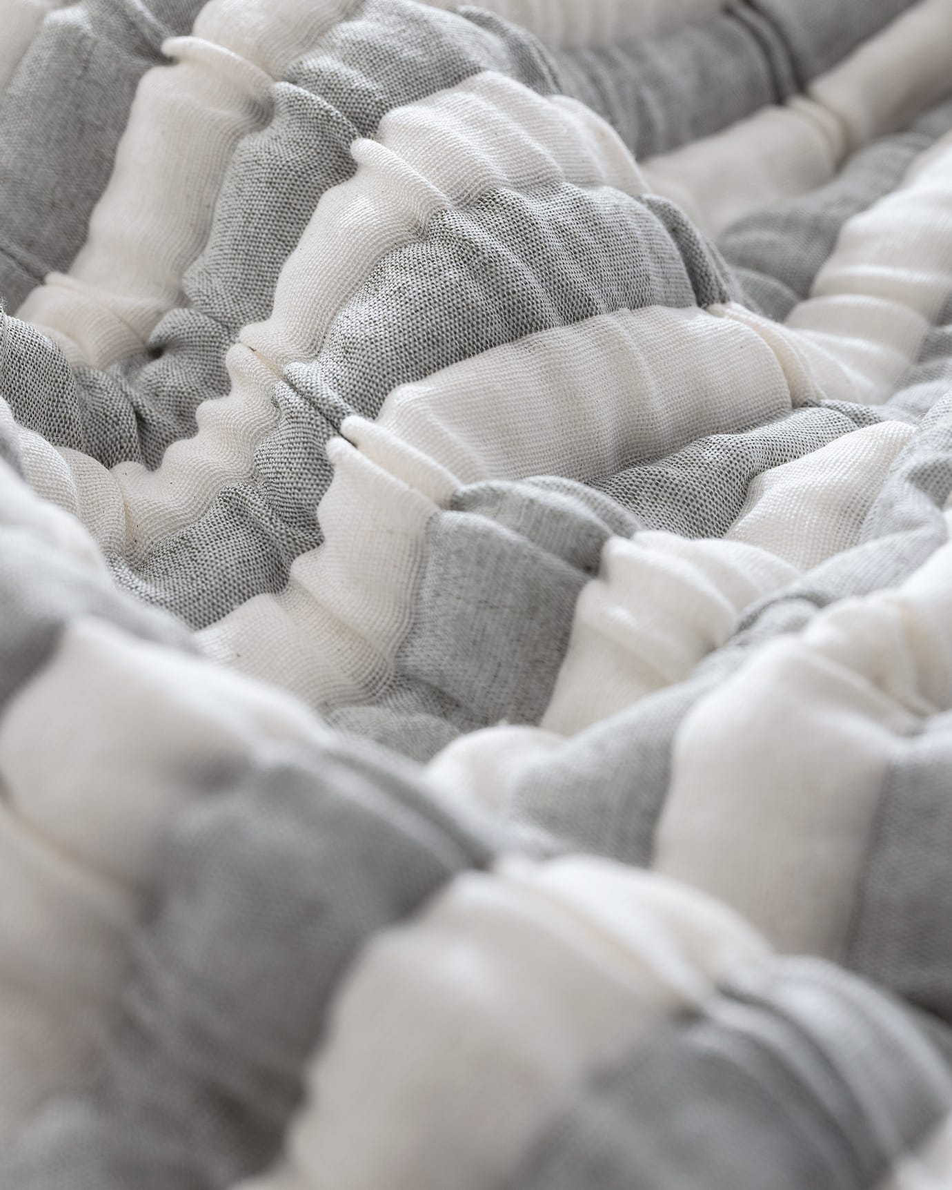 Quinquis Double Size Bedspread - Soft & Elegant Bed Cover
