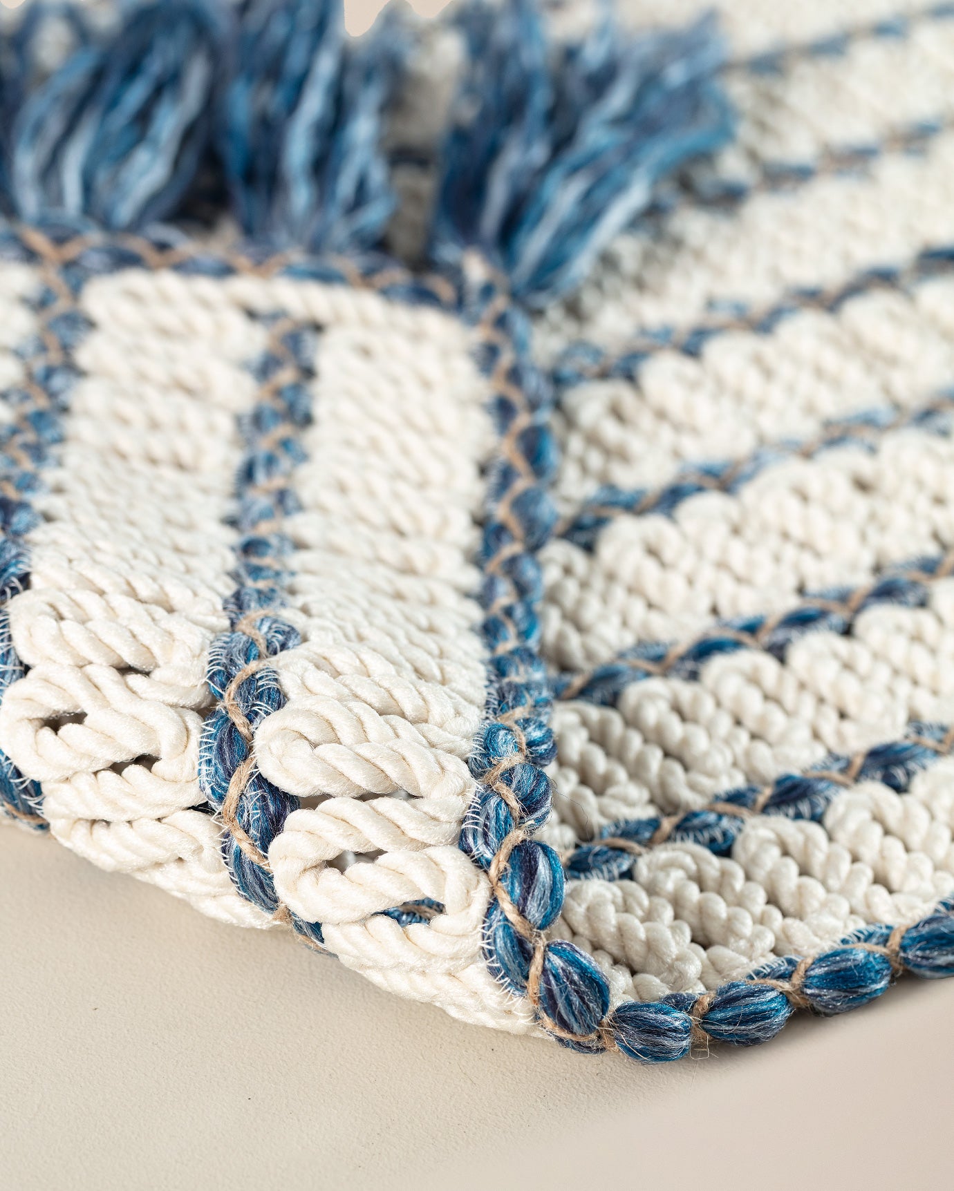 Hardwearing Polypropylene Fringed Kilim Rug - Talmont Style